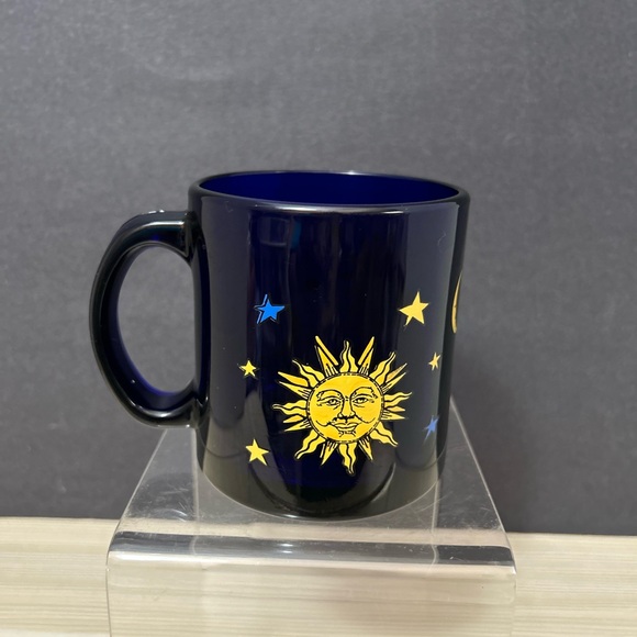 Libbey Celestial Blue Mug with Sun and Moon - Picture 2 of 9